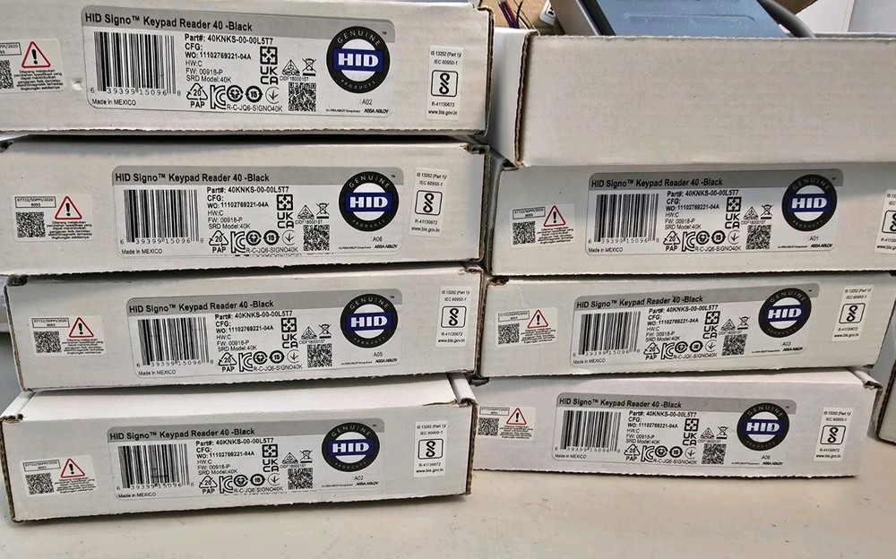 HID Signo 40 Keypad Reader And Reader LOT. 30 NEW.