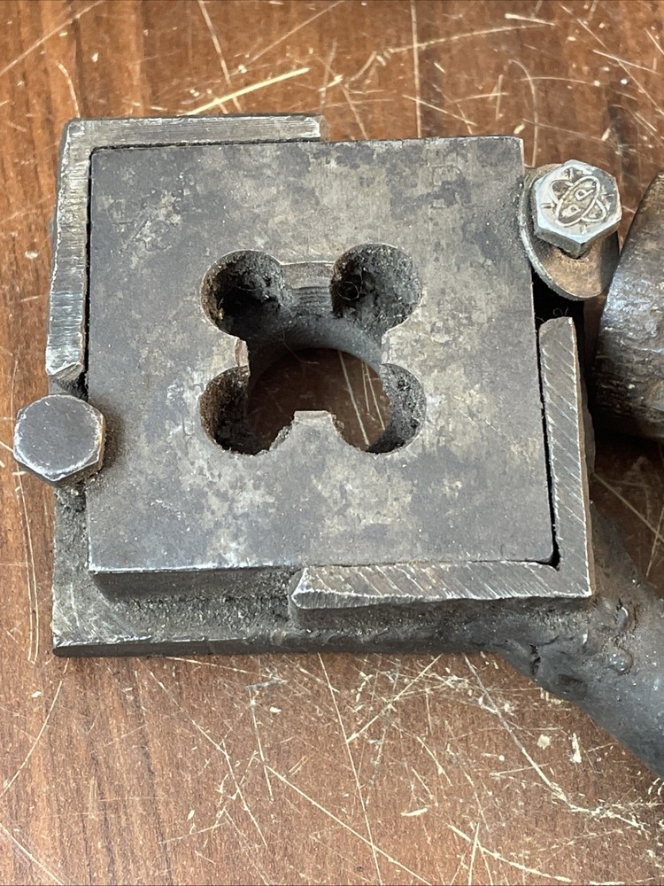 Vintage Pipe Threading Wrenches