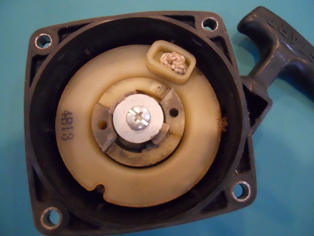 HUSQVARNA 350 BF PULL START FOR A LEAF BLOWER USED OEM
