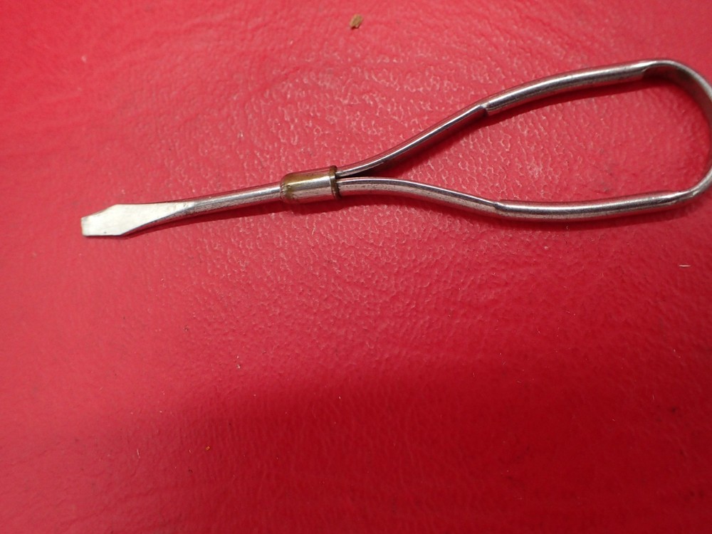2 Vintage Original Sewing Machine WIRE Screwdrivers # 6
