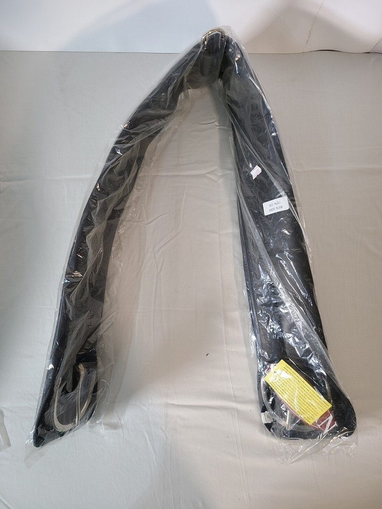 Showman 46"  Black Girth (x)