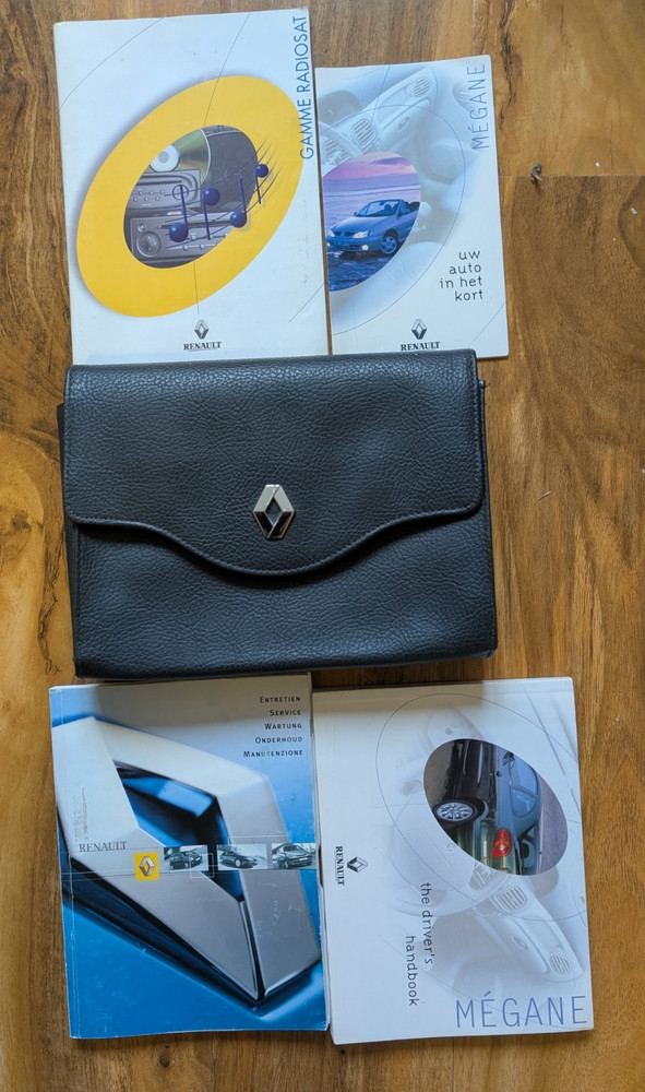 2001 Renault Megane Folder + Owners Manual