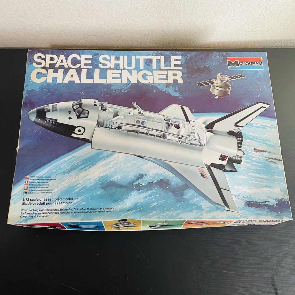 Monogram Space Shuttle Challenger 1/72 Model Kit #5702 One Piece Missing