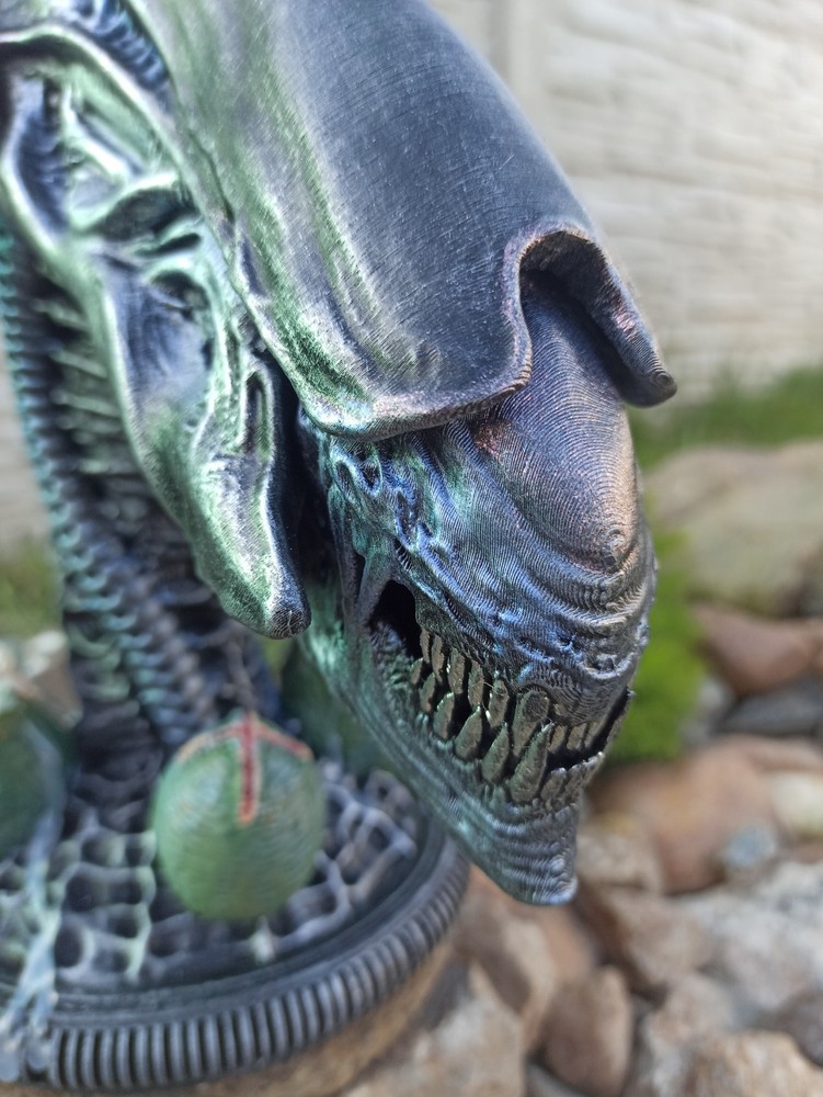 Alien / Xenomorph Queen head trophy / bust AvP, custom made