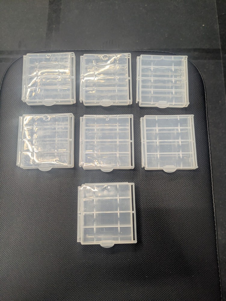 7 Pcs AA/AAA Battery Case