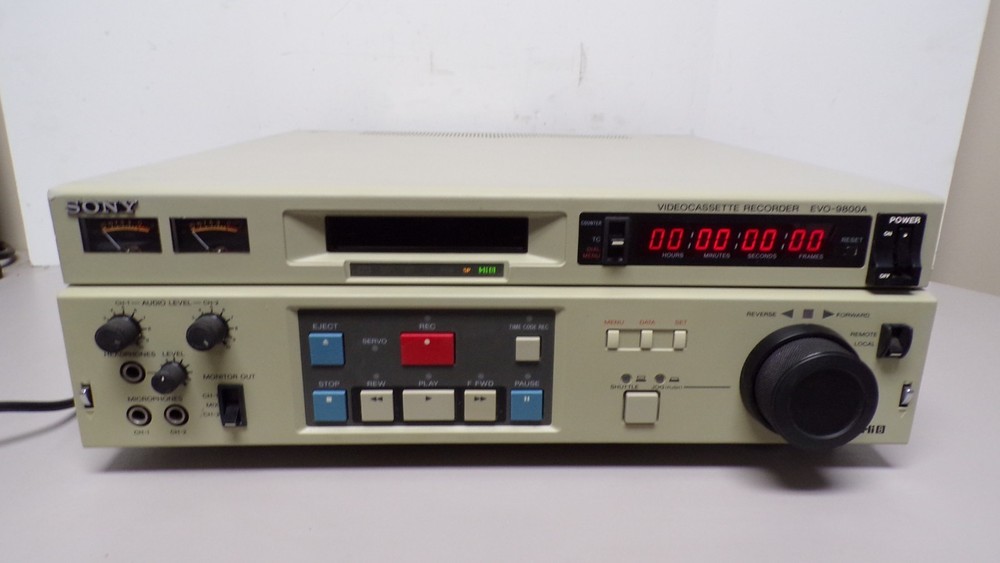 Sony EVO-9800A Hi8 8mm Videocassette Recorder
