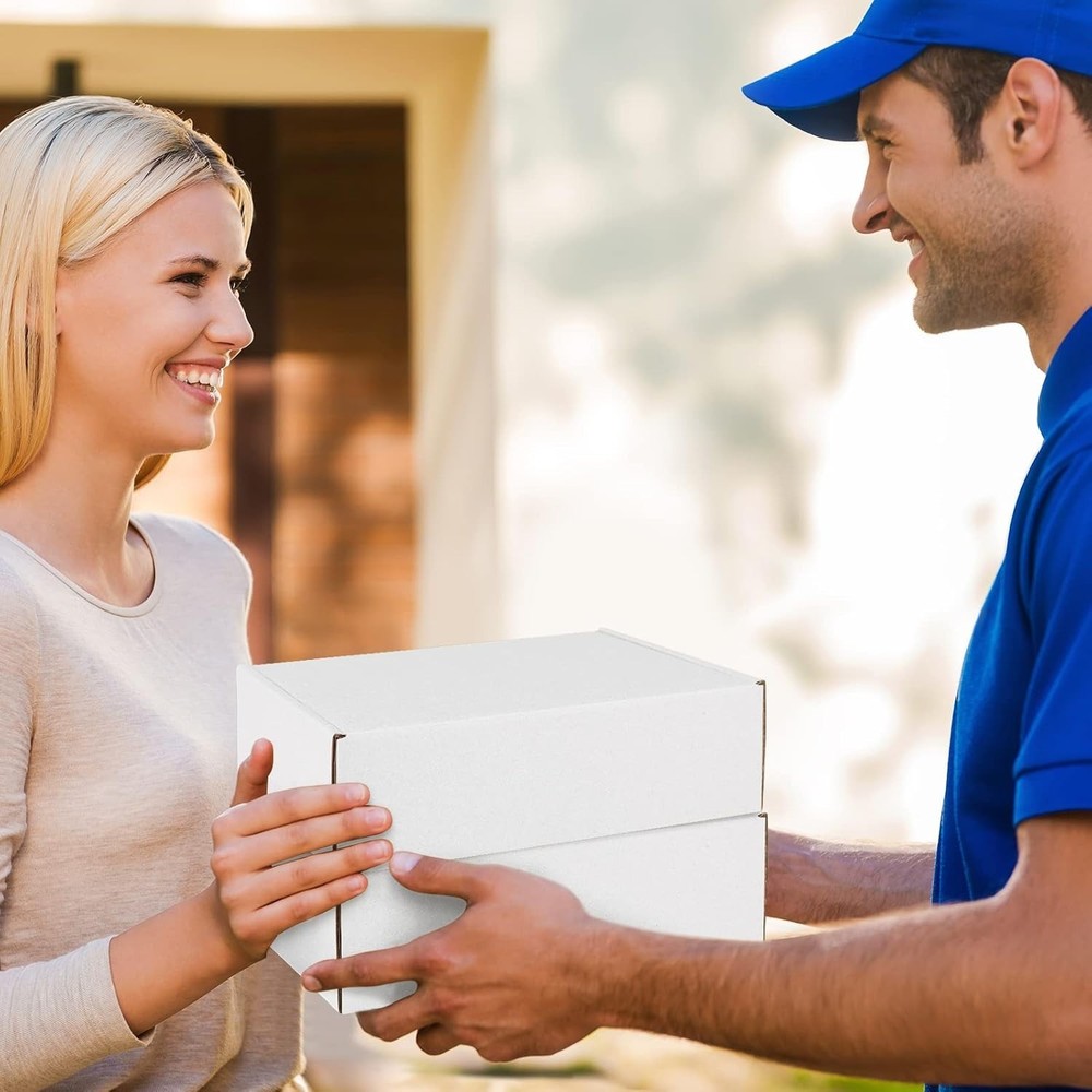 Small White Mailing Boxes Corrugated Shipping Boxes