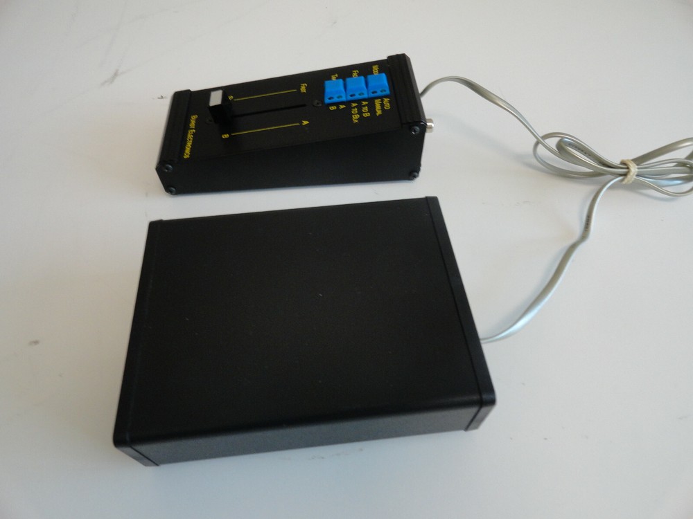 T7: Burst Electronics VMF-2 VIDEO MIXER/FADER