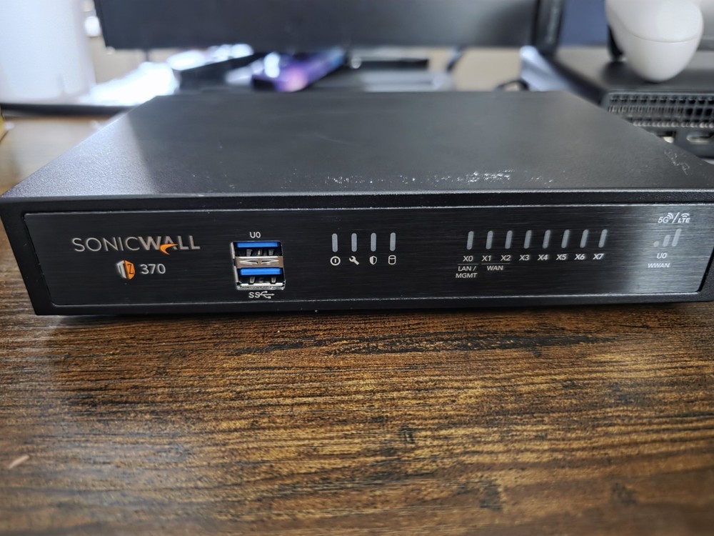 SonicWall TZ370 Network Security Appliance (02-SSC-2825)