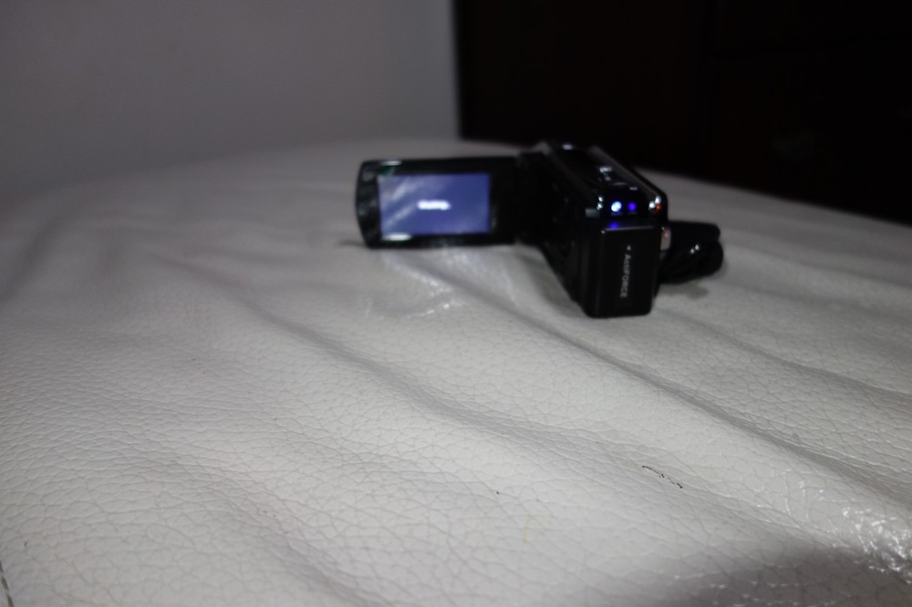 DVC HDV-614p Digital HD Video Camera Recorder