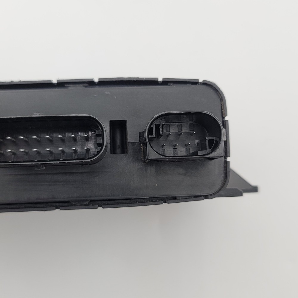 BMW I01 I3 Charging Unit Interface Lim Module OEM