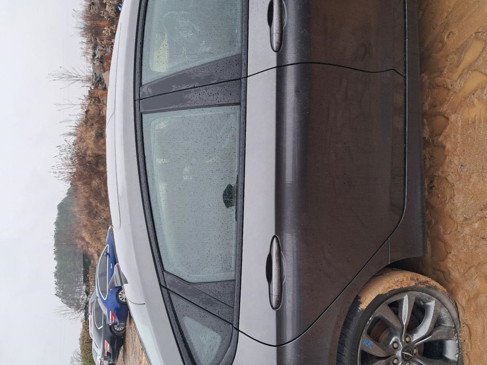 200 2015 Glove Box 4891024