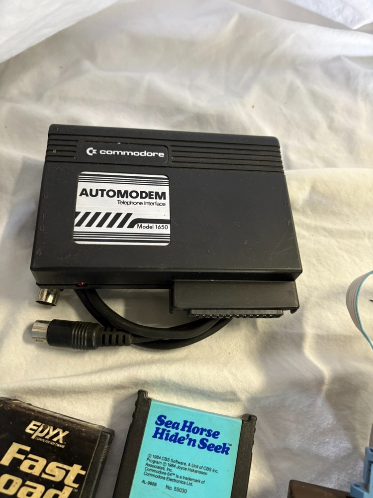 Original Commodore 64 Computer with Box, GAMES AND EXTRAS!! UNTESTED AS-IS