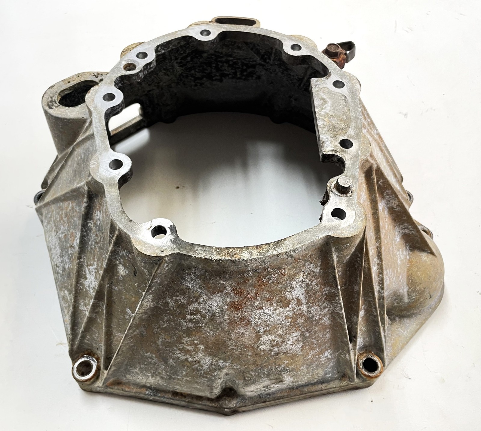 Jeep YJ XJ Cherokee Wrangler AX15 Bell Housing Manual Transmission internal