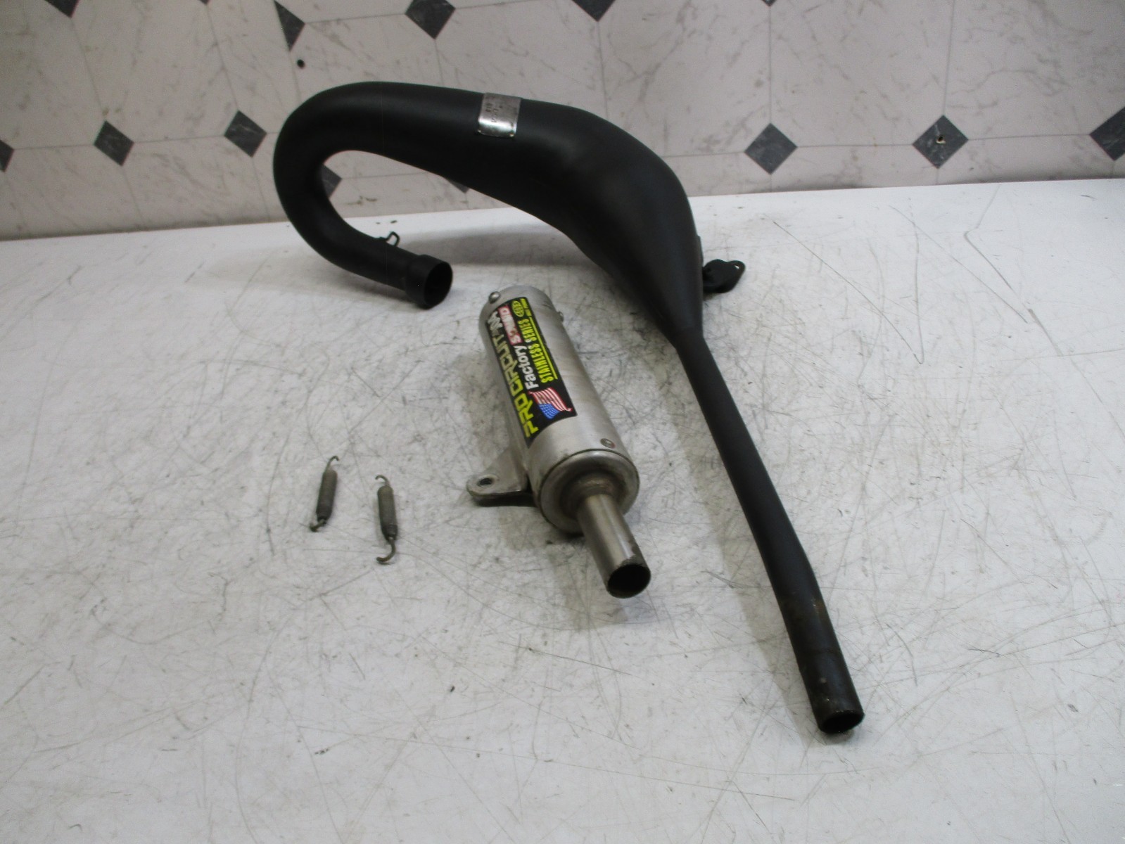 Yamaha yz80 yz 80 1987 87 EXHAUST PIPE /MUFFLER PROCIRCUIT..