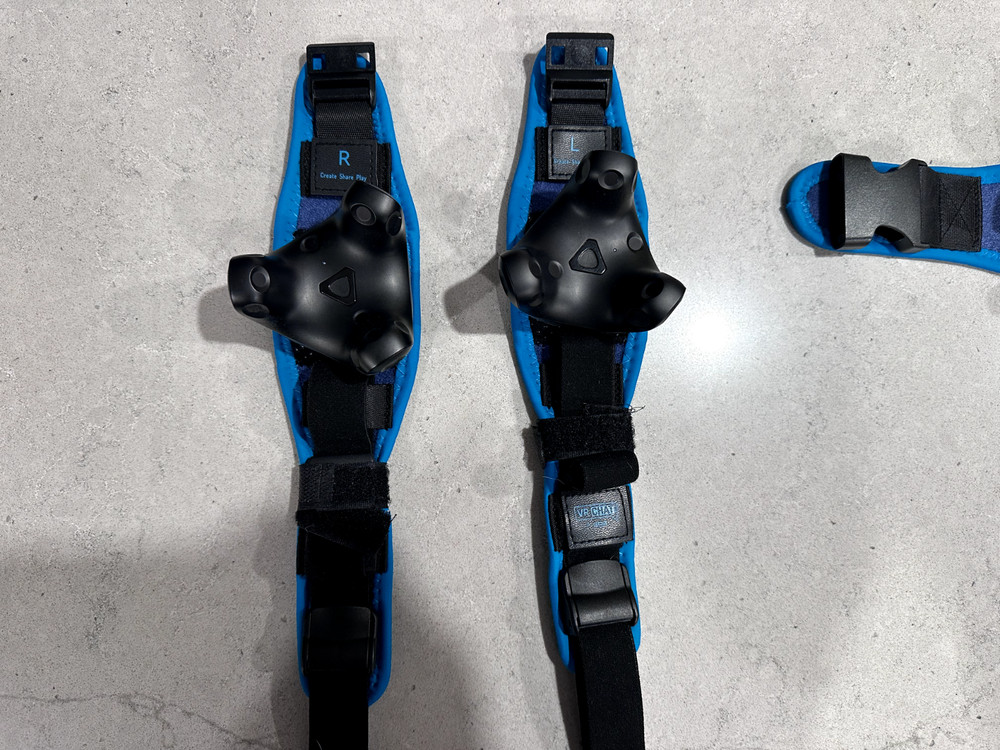 8X Vive Tracker 3.0 - Straps - 7-in-1 + Vive dongle
