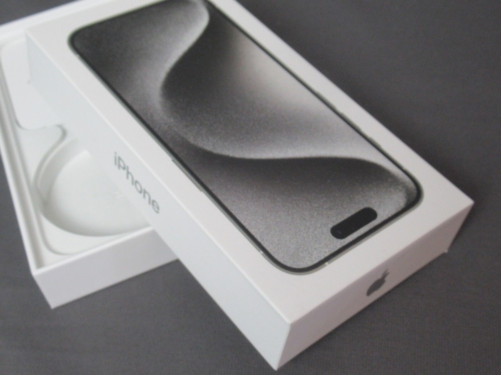 Apple iPhone 15Pro Box - EMPTY - f4 lm