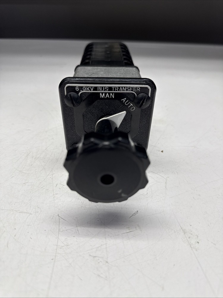 NEW GENERAL ELECTRIC TYPE SBM SWITCH 10BR011