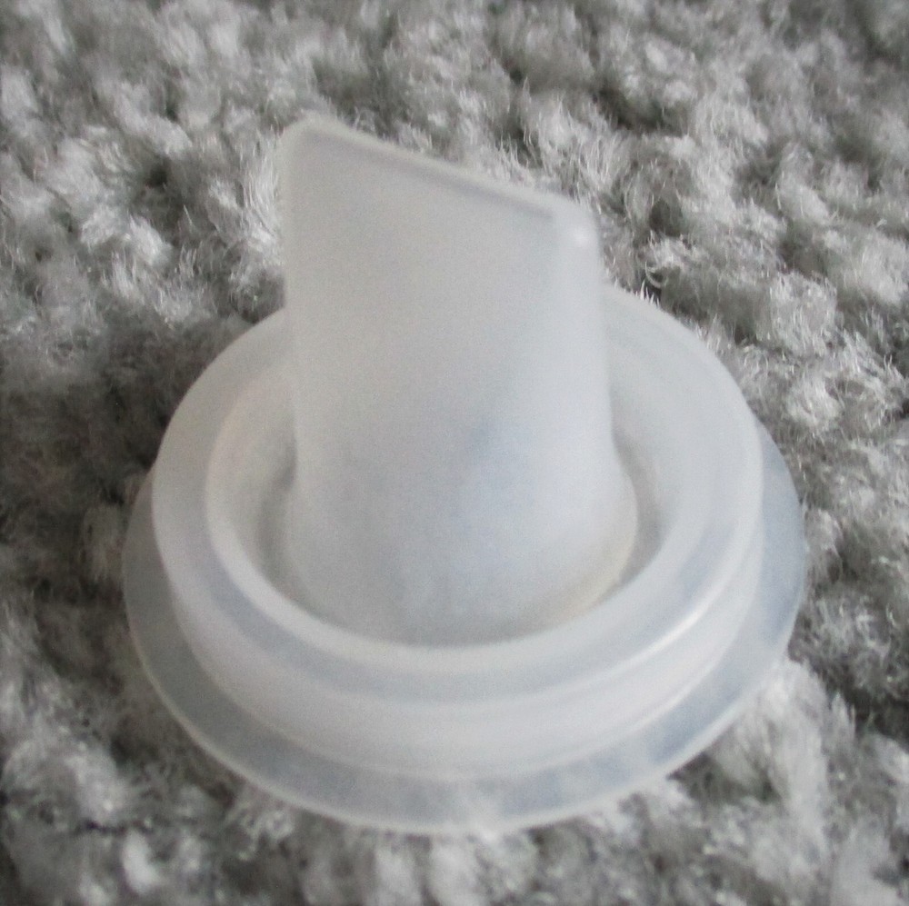 Vintage Tupperware Sippy Seal Spout #236