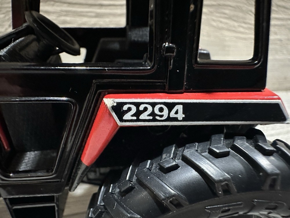 ERTL Case International 2294 Tractor Front Drive *Needs Work*