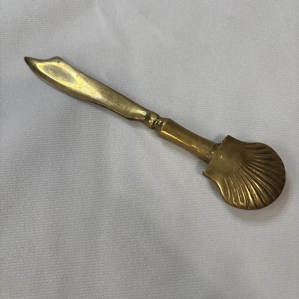 Bronze Seashell Cheese Knife
