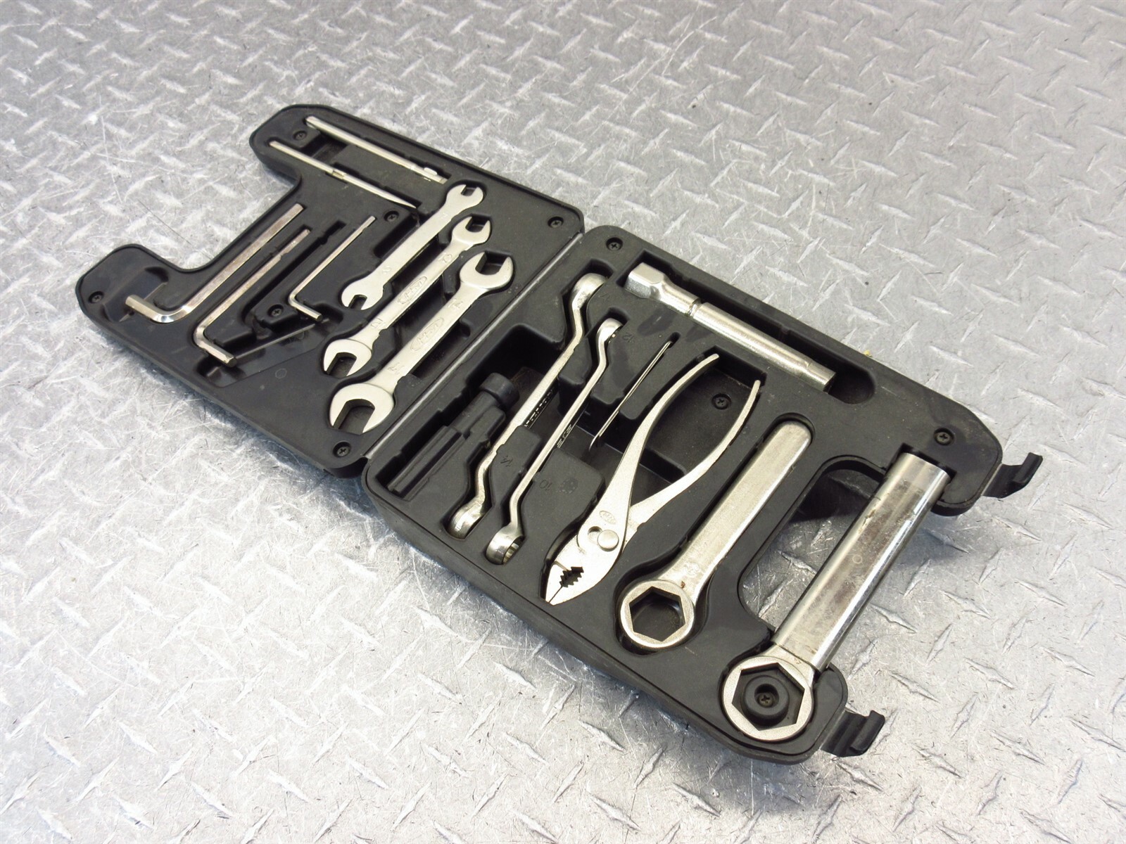 1993 91-94 Honda GL1500 Goldwing OEM Tools Tool Box Kit Set