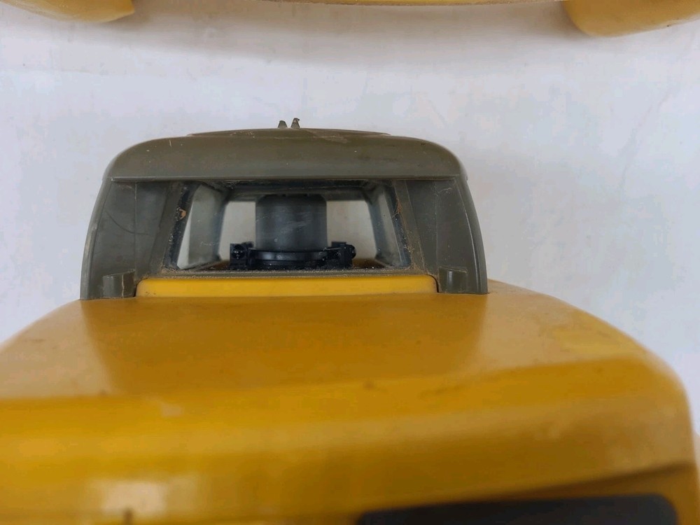 Trimble Spectra Precision LL400 Laser Level w/ Case•