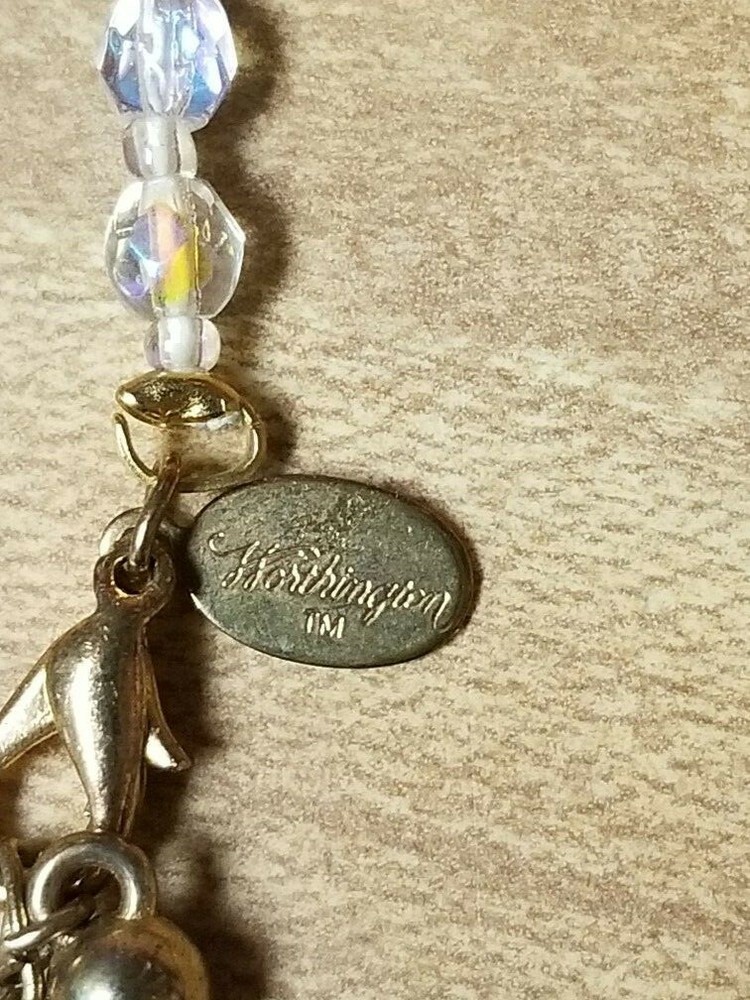 ~21" Worthington Clear Opalescent Necklace