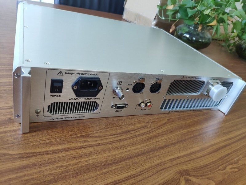 1000 Watt Transmissor FM Broadcasting Transmitter