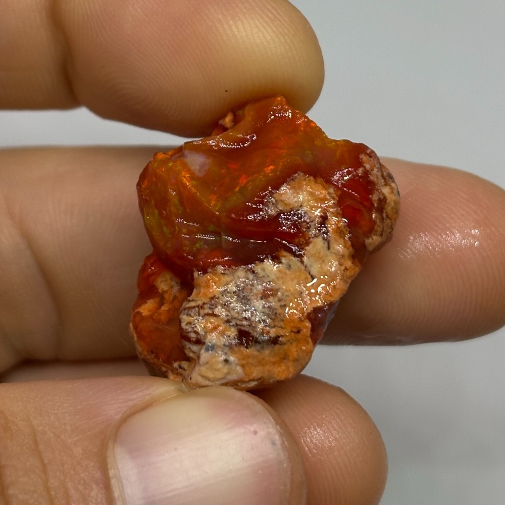 Great Color Clouded Mexican Fire Opal Stone Cutter