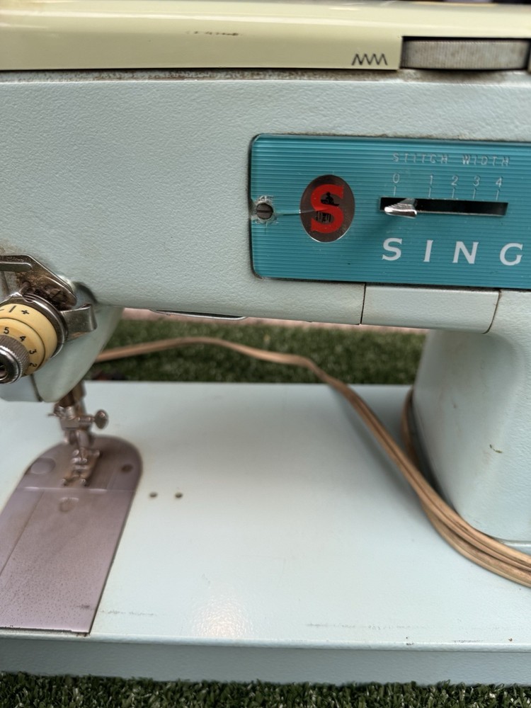 Vintage Singer Model 347 Sewing Machine Turquoise Blue