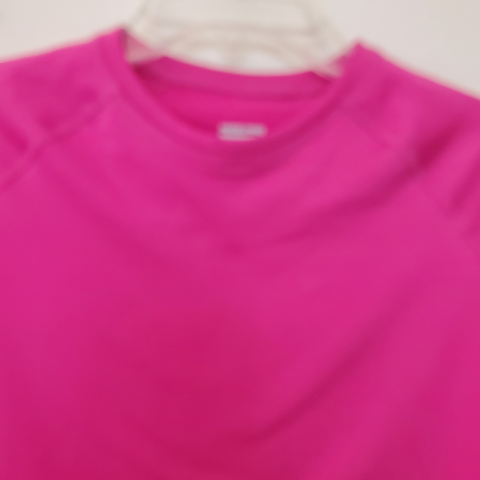 Nike Pro Women's Medium M Long Sleeve Compression Base Layer Shirt Hot Pink