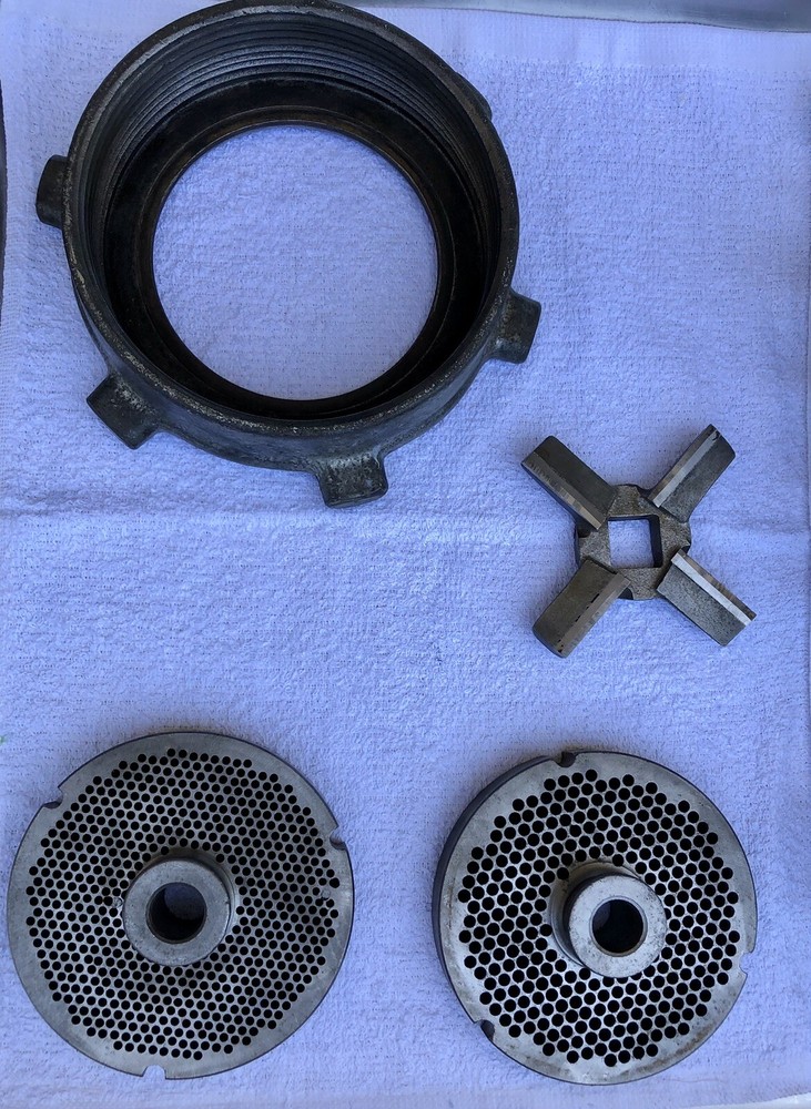 BUTCHER BOY A52 MEAT GRINDER