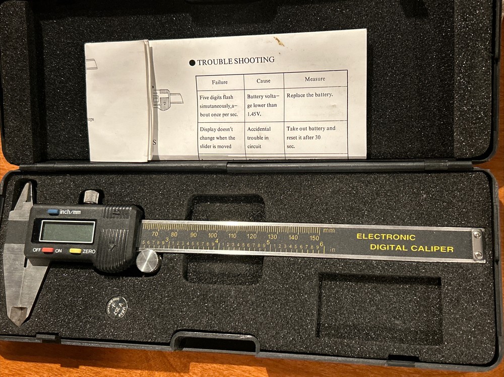 CEN-TECH 6" Electronic Digital Caliper Item 47257 with case, box, & instructions