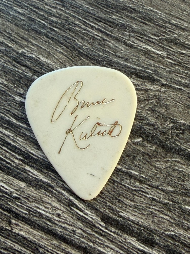 KISS Guitar Pick BRUCE KULICK Asylum Tour Concert Stage Used White Vintage Kiss