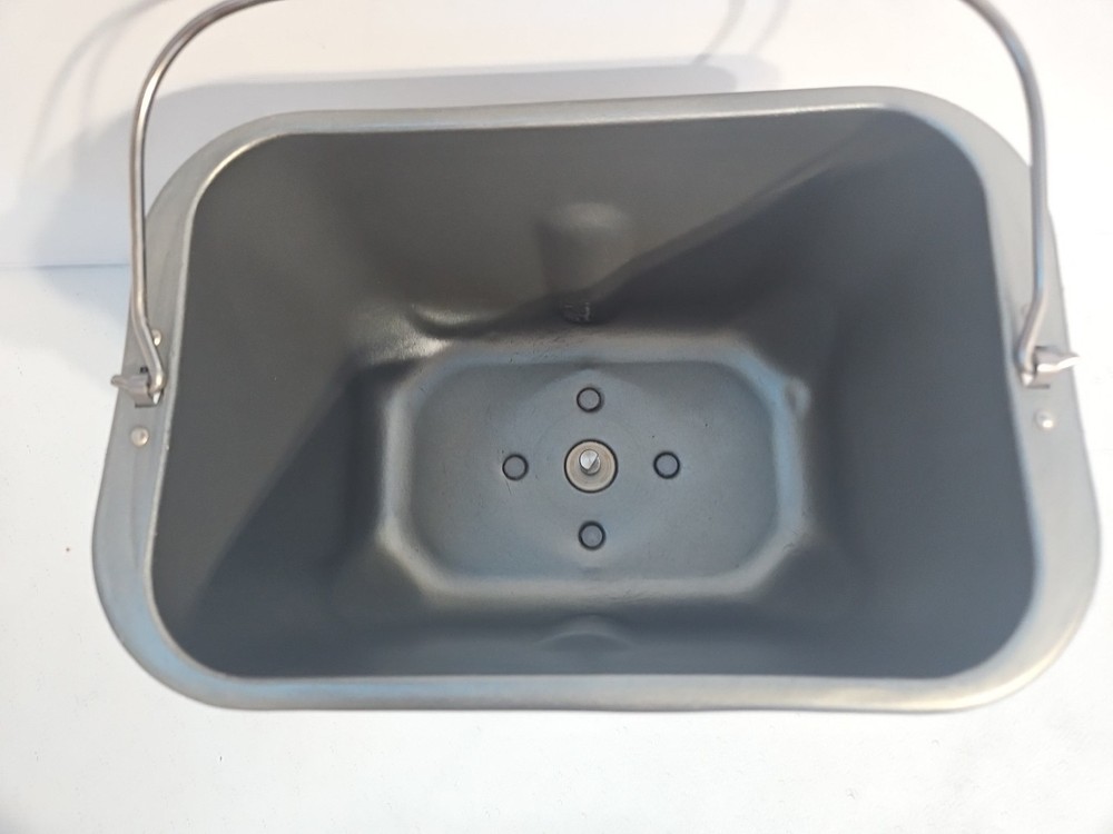 Breadman Pro Automatic Bread Maker Replacement Pan w/ Paddle, Model TR-777SPR