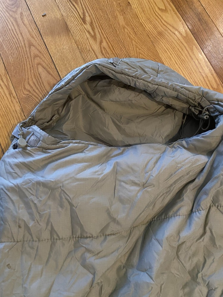USGI Improved Modular Sleep System Intermediate Sleeping Bag with Stuff Sack