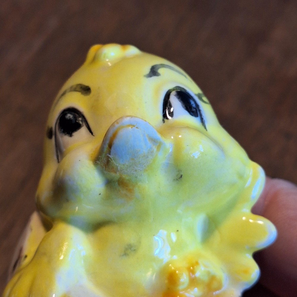 Vintage Chicks Hatching Eggs Ceramic Figurines Easter/Spring 2.5" Tall