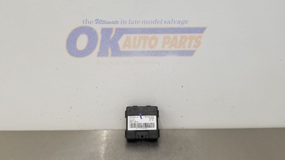 19 CHEVY CAMARO INTERIOR LIGHTING CONTROL MODULE 84153119