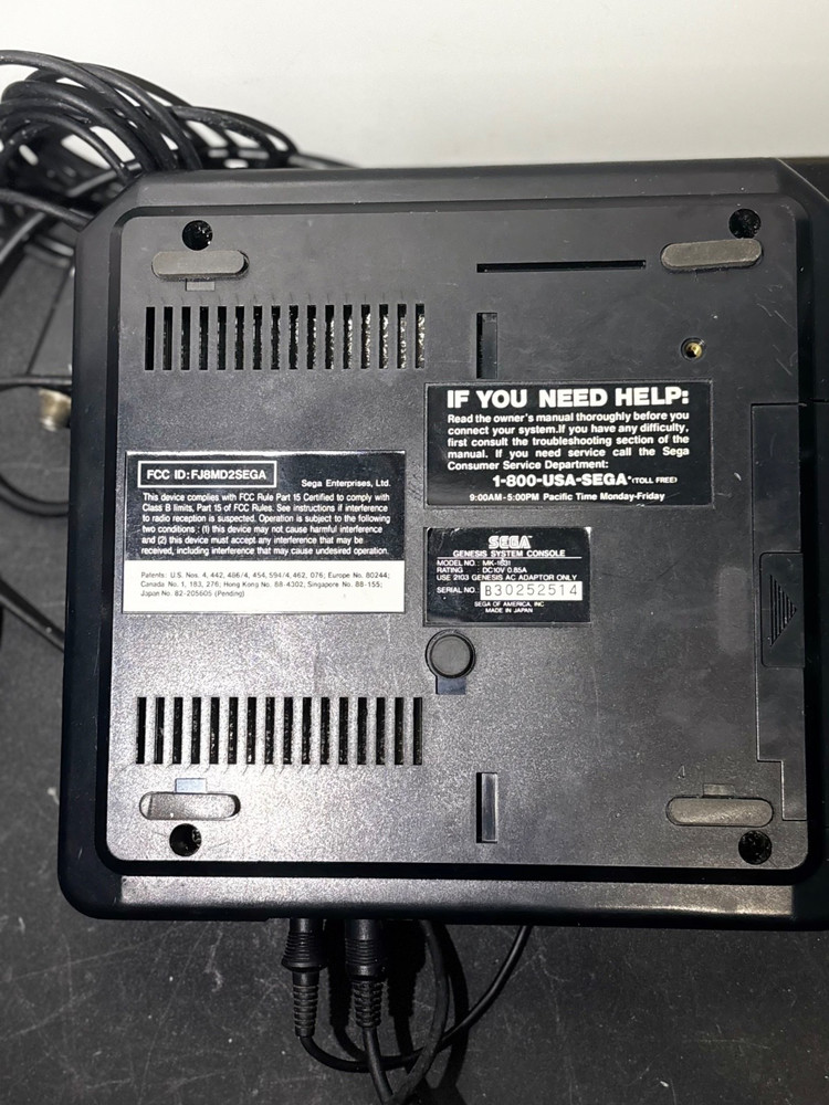 Sega Genesis Model 2 Console Bundle - Tested & Working - 2 Controllers & Cables