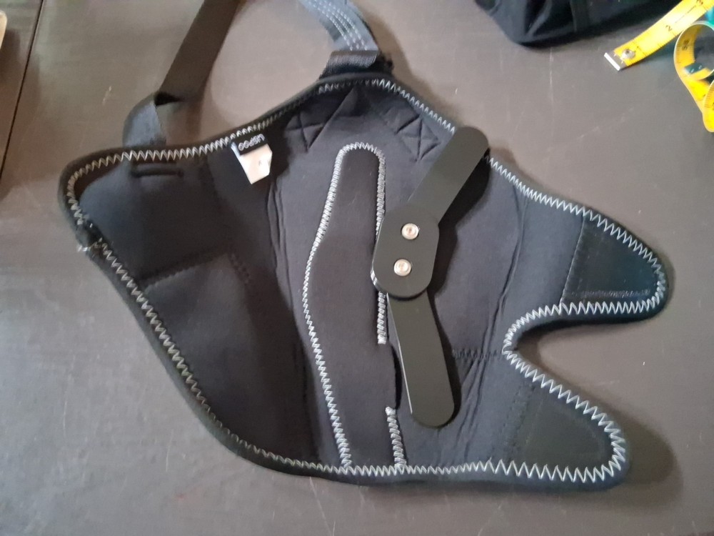 Medium Large Lispoo Sturdy Knee Brace - Please Measure - No Returns