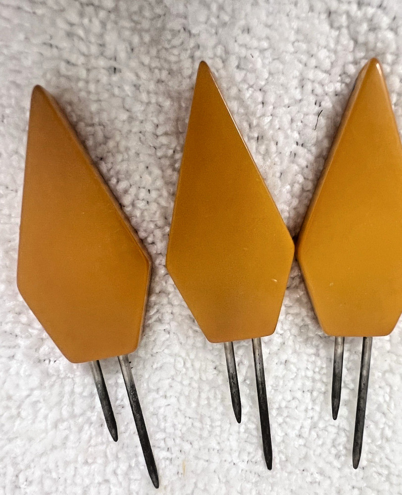 4 Vintage Yellow Butterscotch Bakelite Handle Kob Knobs Corn Cob Picks 3 1/8"
