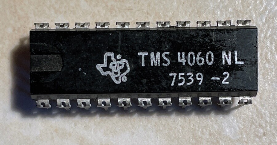 T.I. TMS4060NL-2  4K X 1 Dynamic RAM - NOS