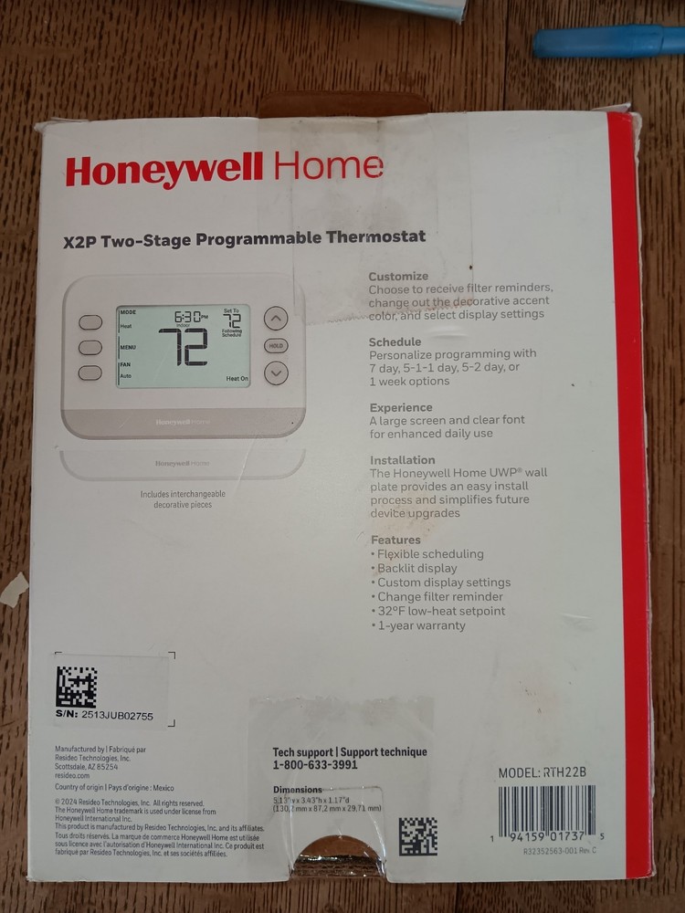 X2P Programmable Thermostat, Conventional/Heat Pump, Flexible Schedule.