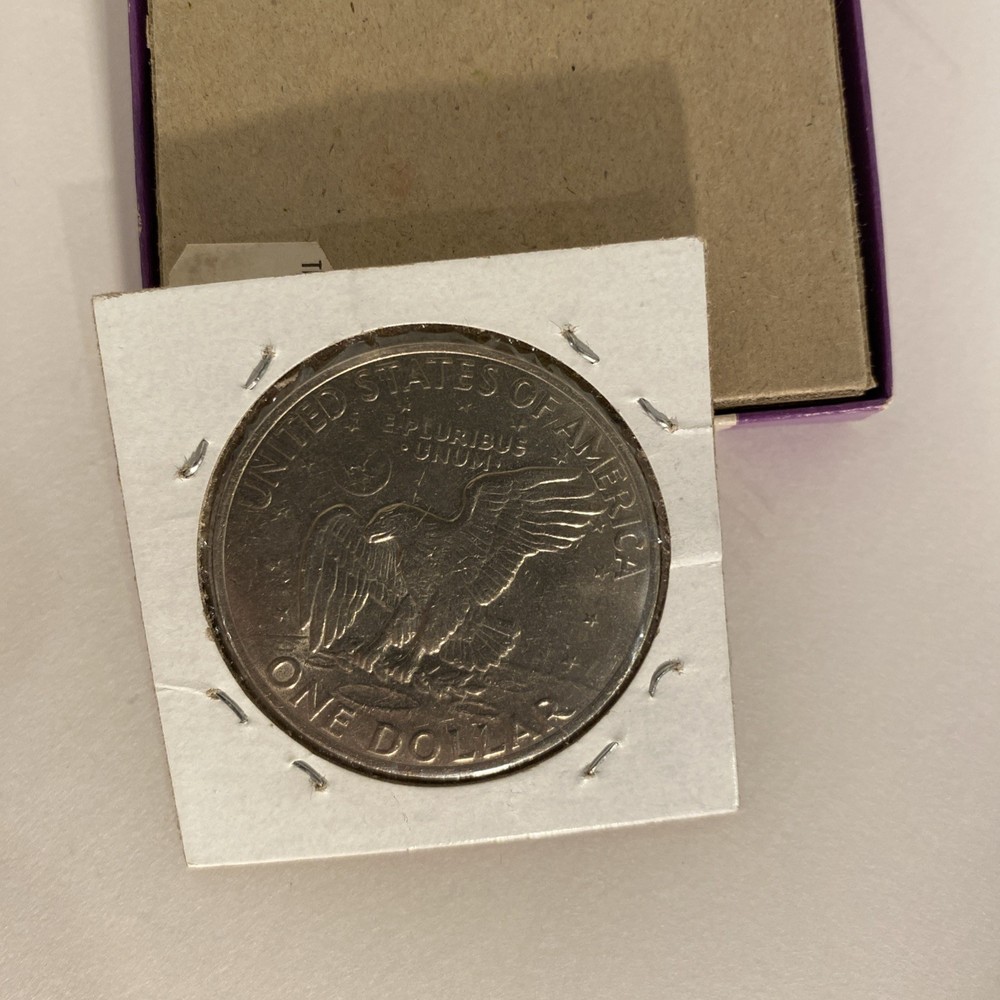 1972 - P Mint - Type 1 - Eisenhower "Ike" $1 Coin - USD