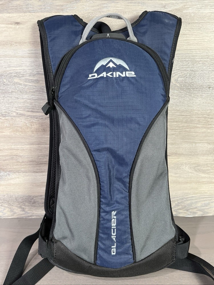 Dakine Glacier Hydration Pack Back Pack Blue Gray NWOT