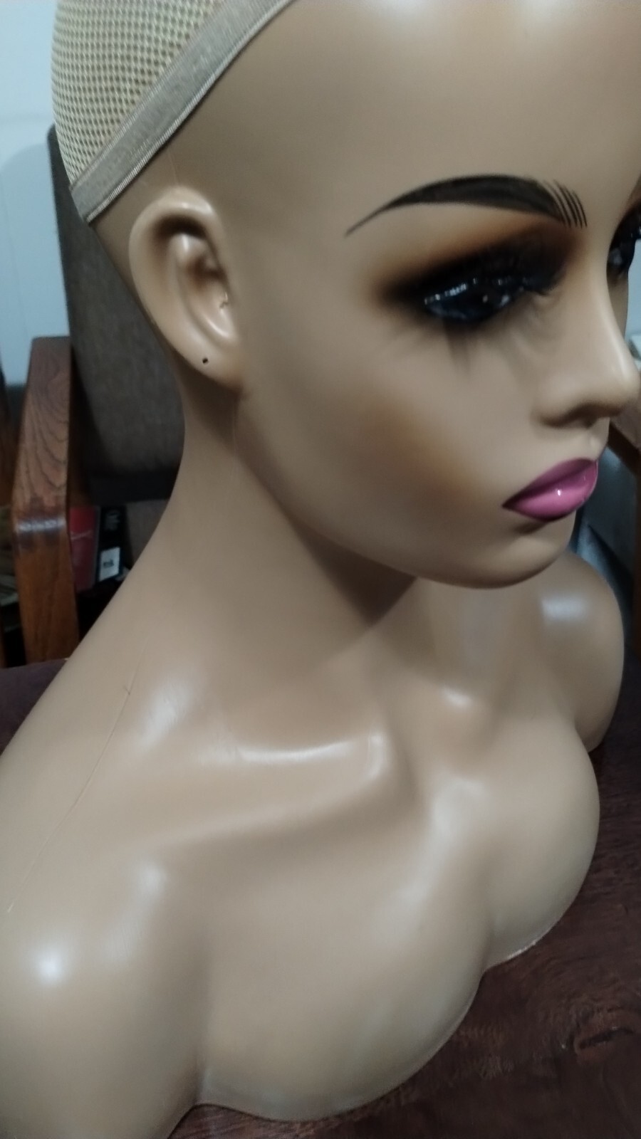 1pcs wholesale Female Mannequin Head with Shoulder for Display Wigs&more