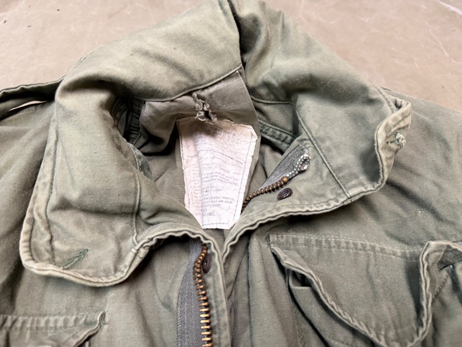 ORIGINAL VIETNAM WAR US ARMY OG-107 COLD WEATHER PARKA-SMALL SHORT