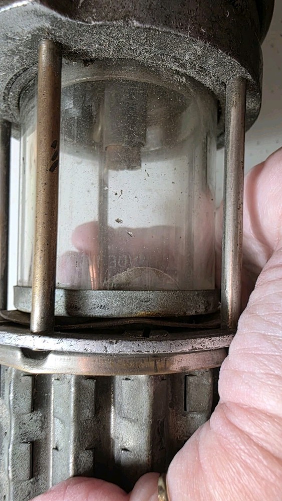 ANTIQUE MINERS FLAME SAFETY LAMP