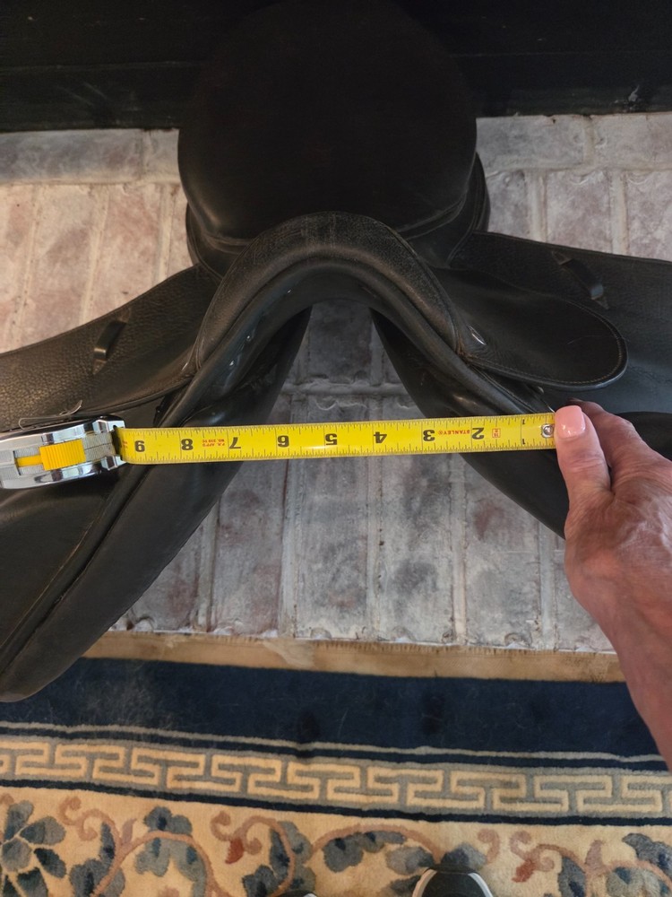 Hermes dressage saddle